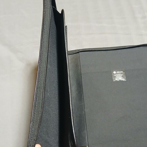 Allant iPad Case Black Full Zip Pro Folio Leather Vinyl The Milano Travel Handle - Picture 6 of 15